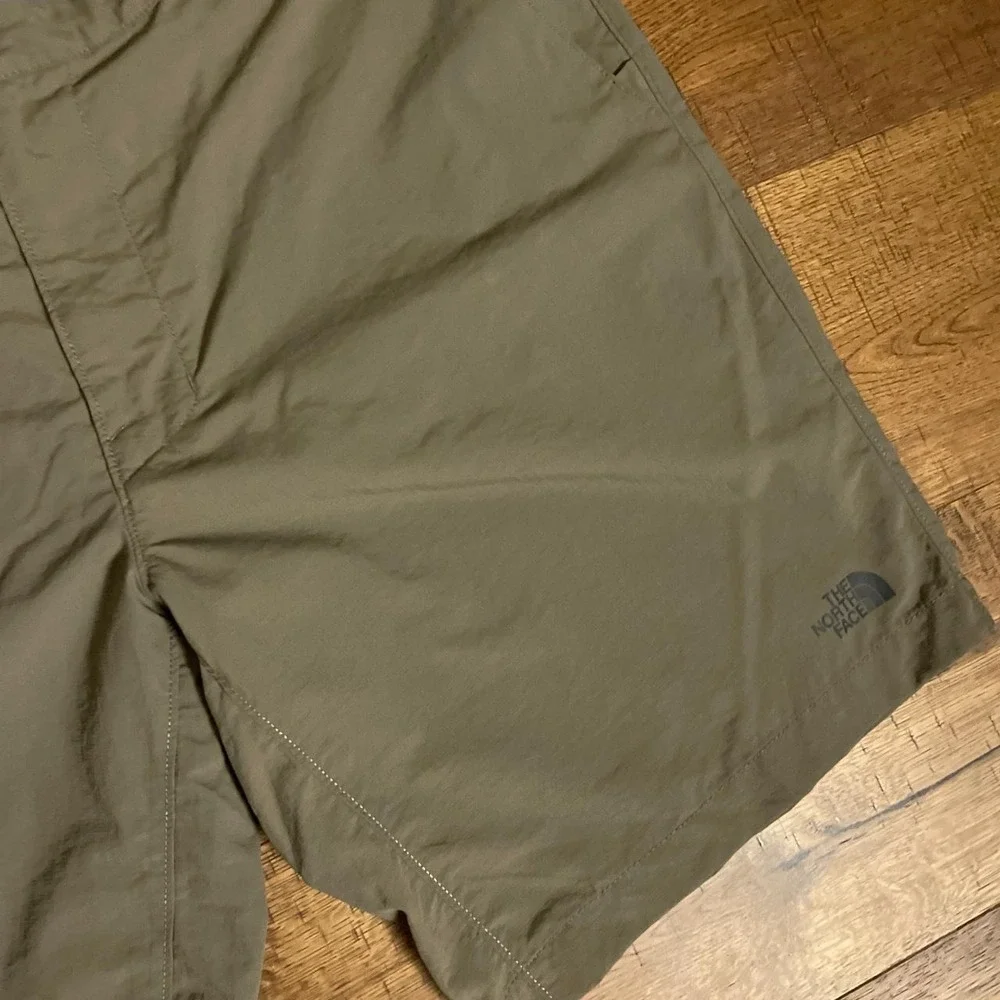 The North Face Hiking Shorts Mens 40 Olive Green Gorpcore Outdoor Lightweight